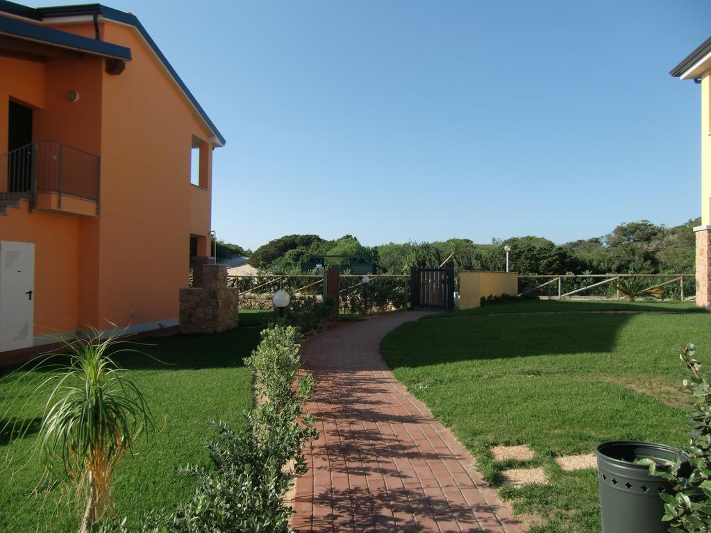 Orchidea Apartment Badesi Zewnętrze zdjęcie